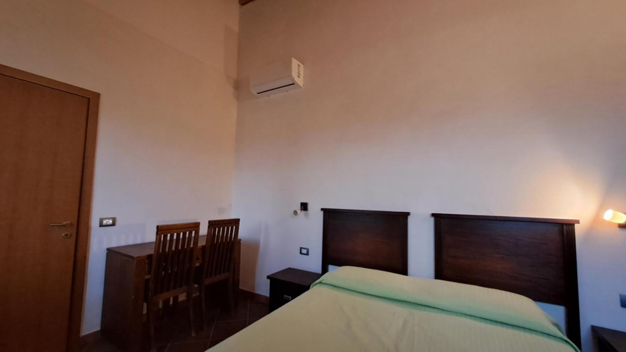 Agriturismo Case Tabarani Collesano Eksteriør bilde
