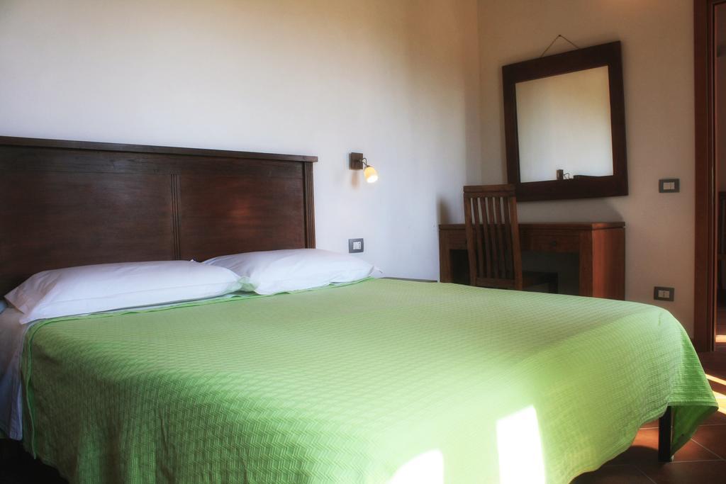 Agriturismo Case Tabarani Collesano Eksteriør bilde