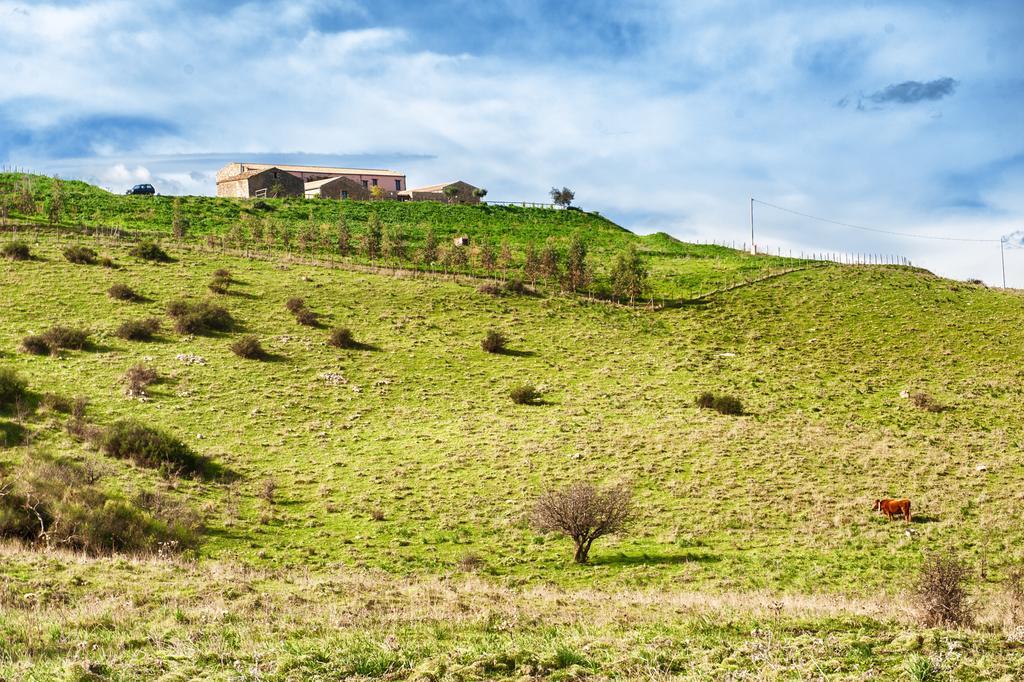 Agriturismo Case Tabarani Collesano Eksteriør bilde