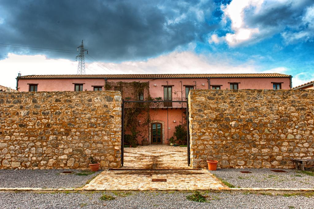 Agriturismo Case Tabarani Collesano Eksteriør bilde