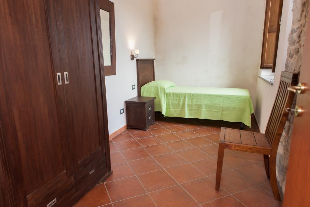Agriturismo Case Tabarani Collesano Eksteriør bilde